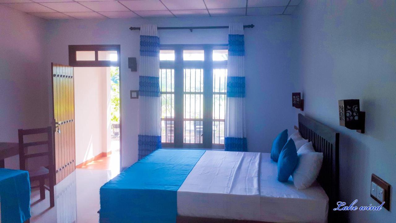 Lake Wind Habarana Ngoại thất bức ảnh