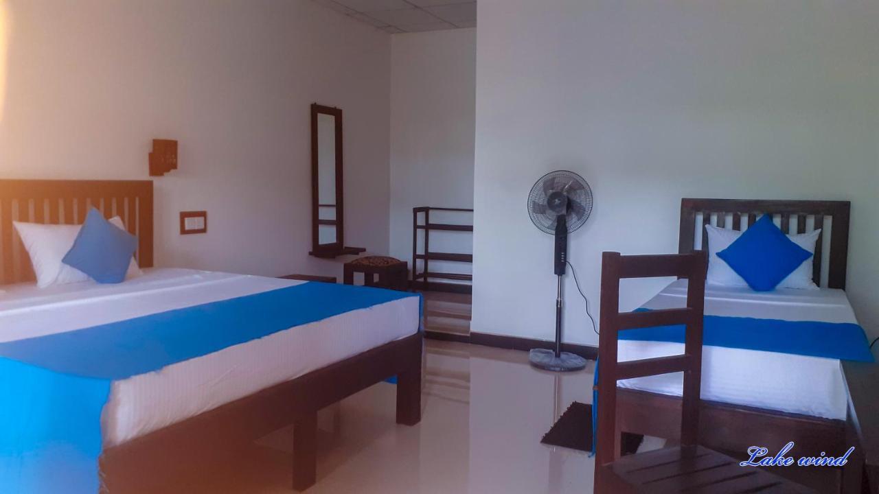 Lake Wind Habarana Ngoại thất bức ảnh