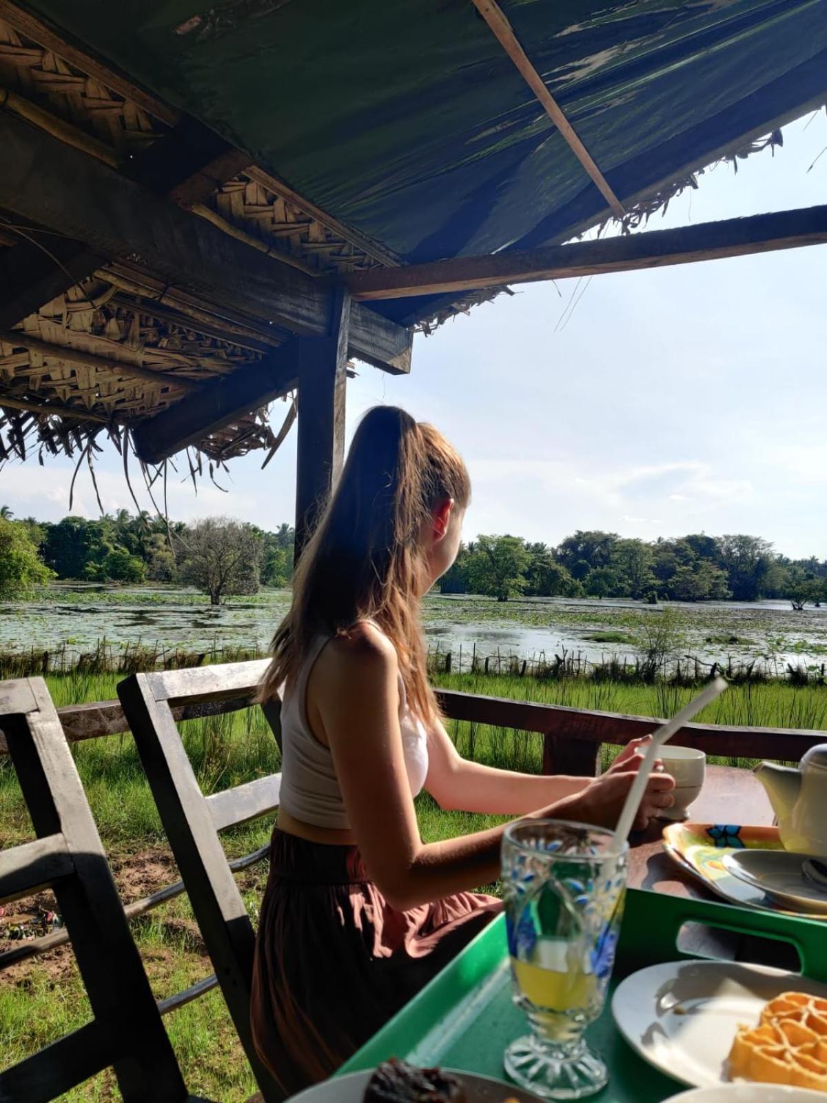 Lake Wind Habarana Ngoại thất bức ảnh